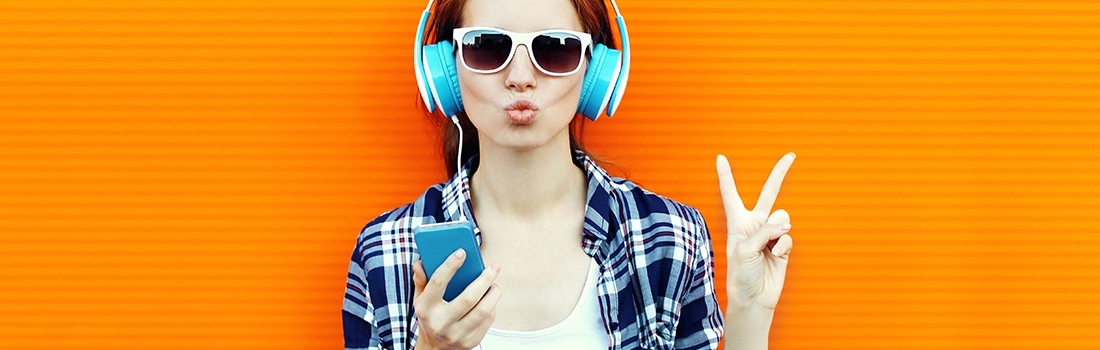 “Spying billboards”: How Retailers Can Balance Geo-targeting and Privacy “Spying billboards”: How Retailers Can Balance Geo-targeting and Privacy